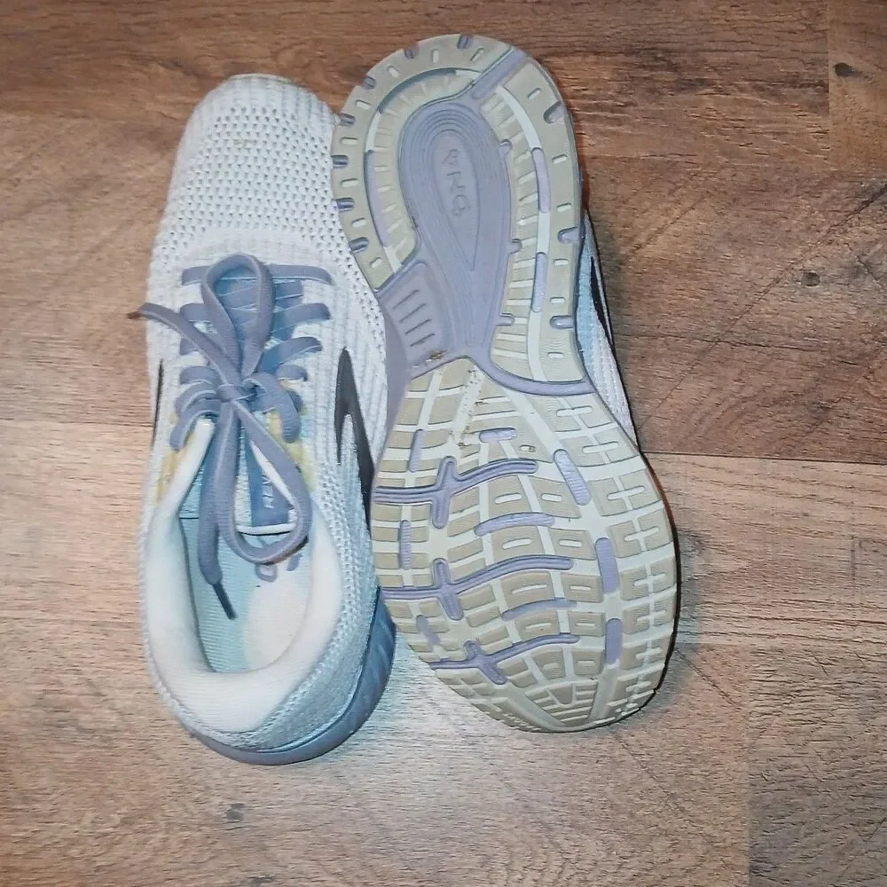 Brooks Revel 3